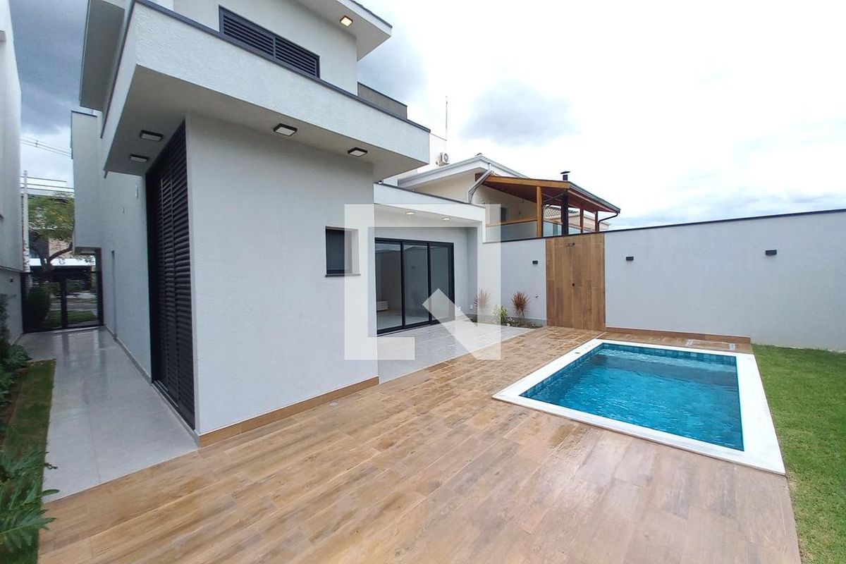 Casa à Venda - Swiss Park, 3 Quartos,  360 m2 em , Campinas - sp | SoloBR