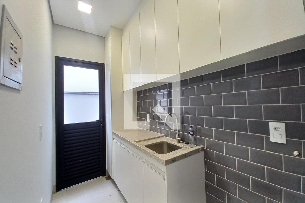 Casa à Venda - Swiss Park, 3 Quartos,  360 m2 em , Campinas - sp | SoloBR