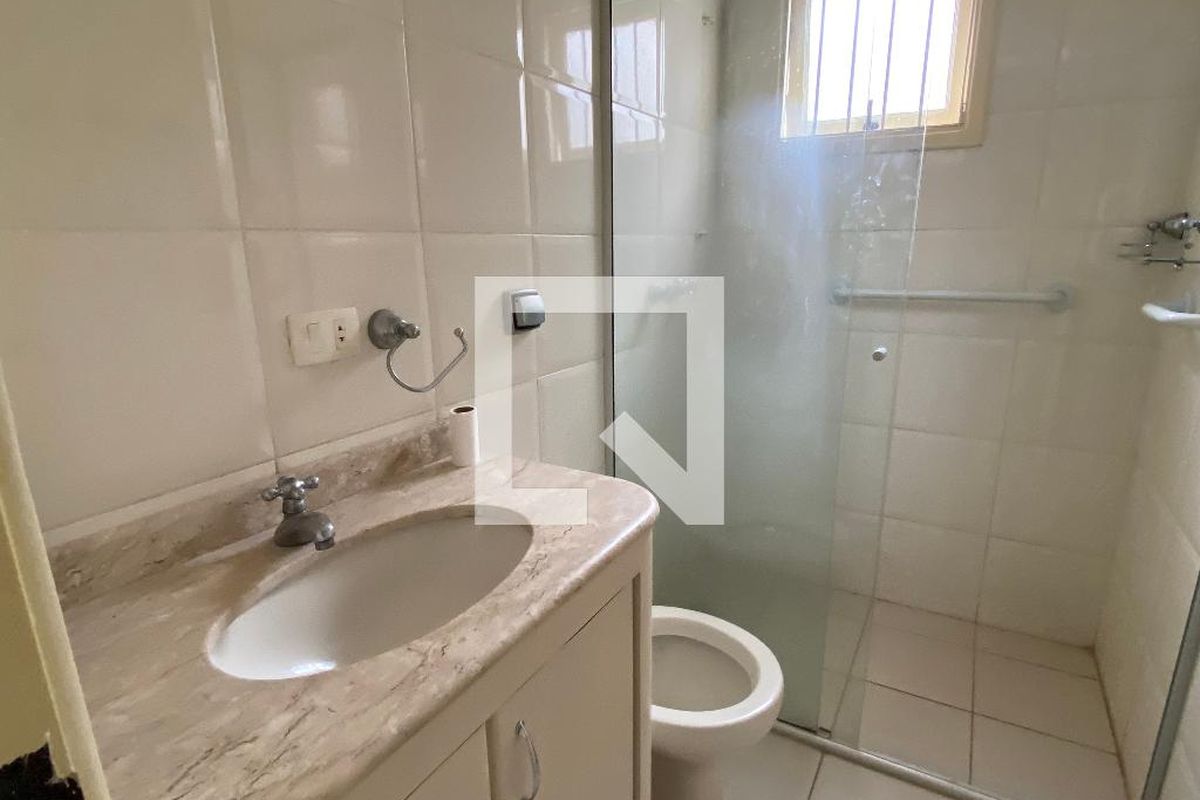 Casa, 3 quartos, 209 m² - Foto 72