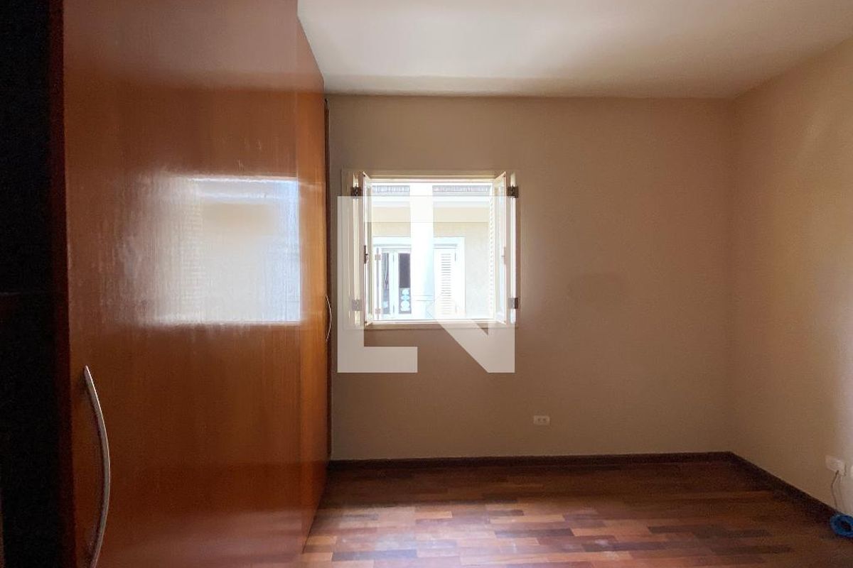 Casa, 3 quartos, 209 m² - Foto 58
