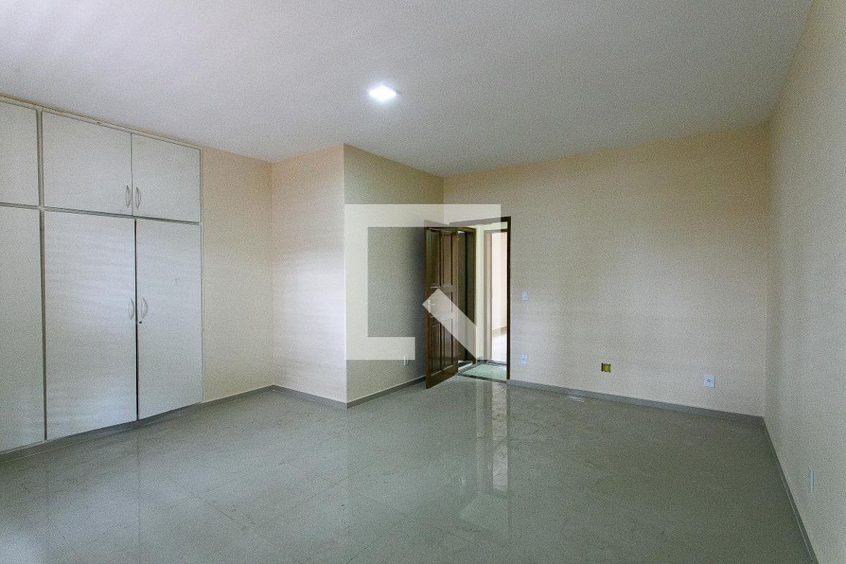 Casa, 3 quartos, 240 m² - Foto 34