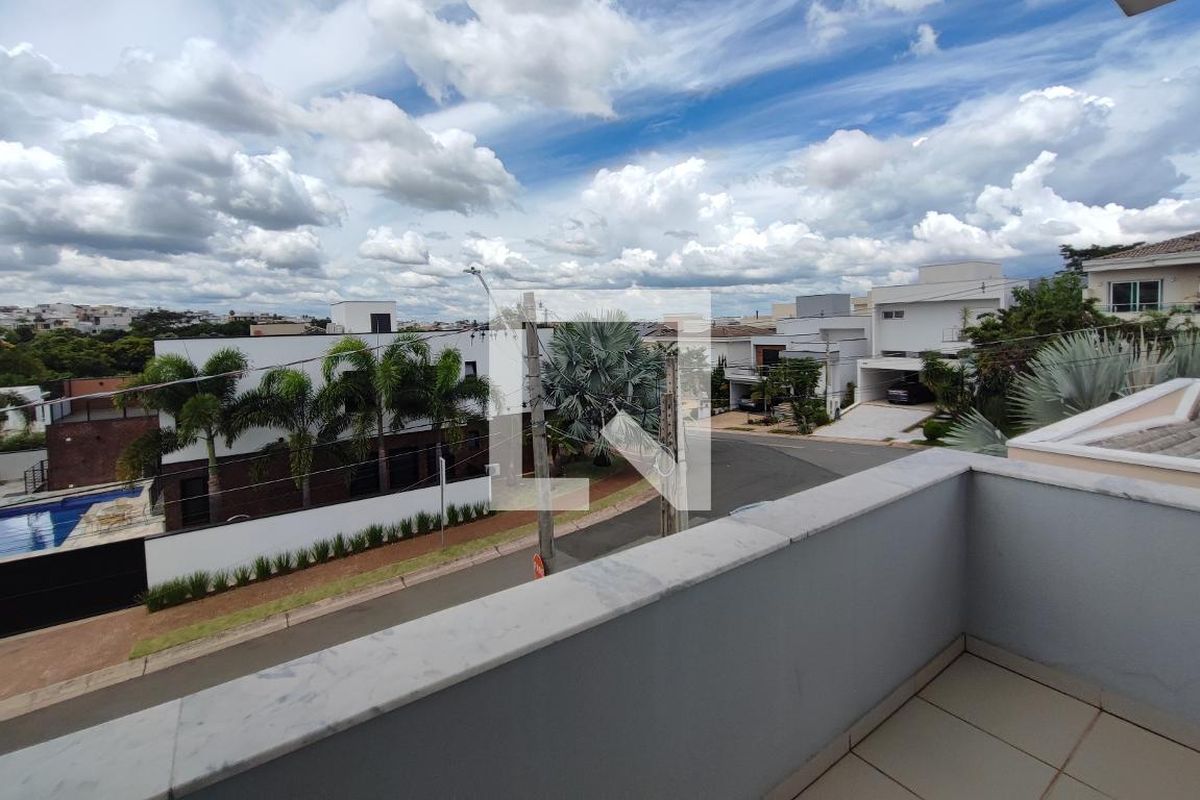 Casa à Venda - Swiss Park, 4 Quartos,  300 m2 em , Campinas - sp | SoloBR