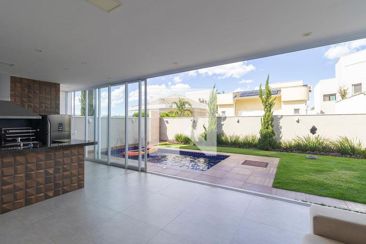 Casa à Venda - Swiss Park, 5 Quartos,  360 m2 em , Campinas - sp | SoloBR