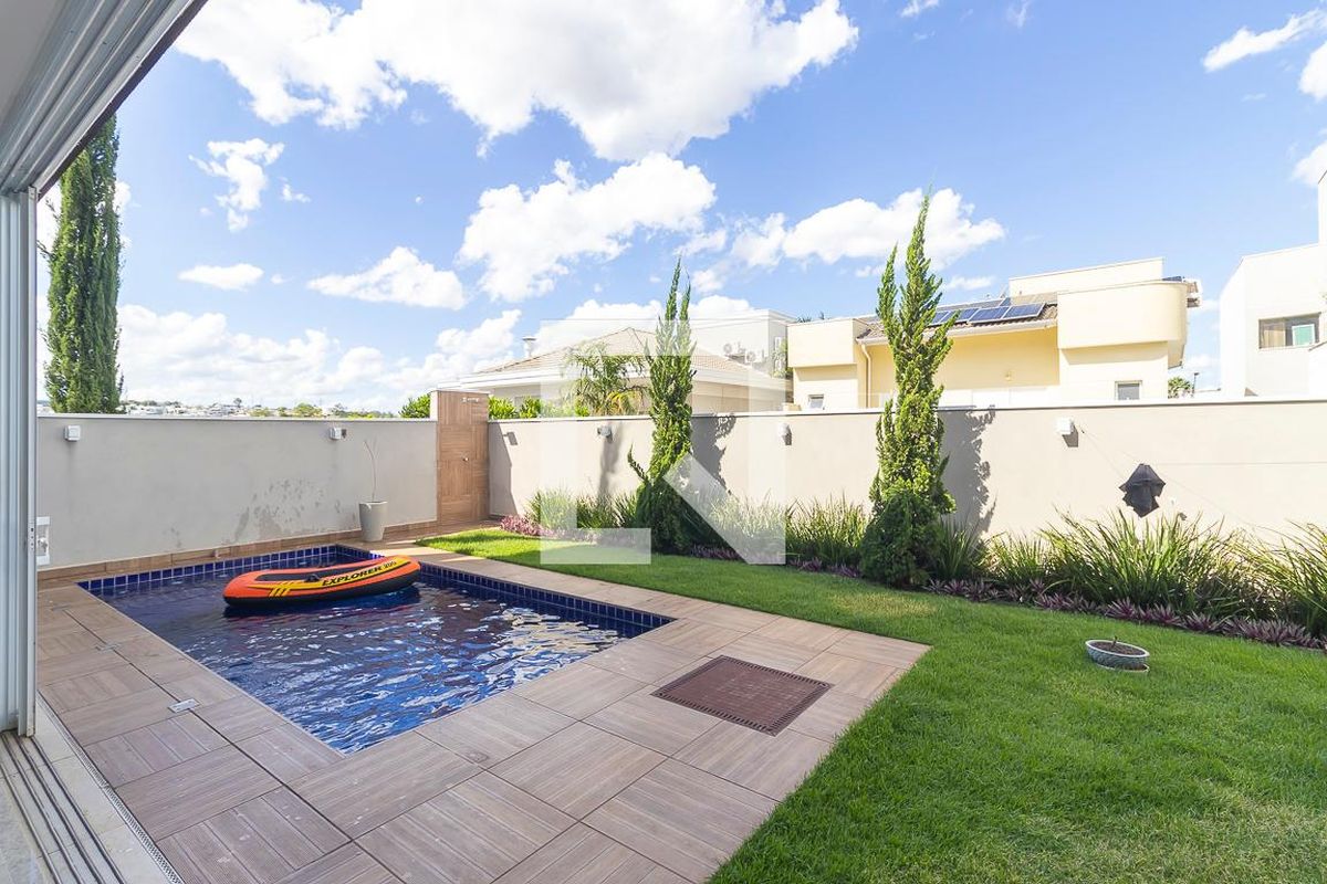 Casa à Venda - Swiss Park, 5 Quartos,  360 m2 em , Campinas - sp | SoloBR