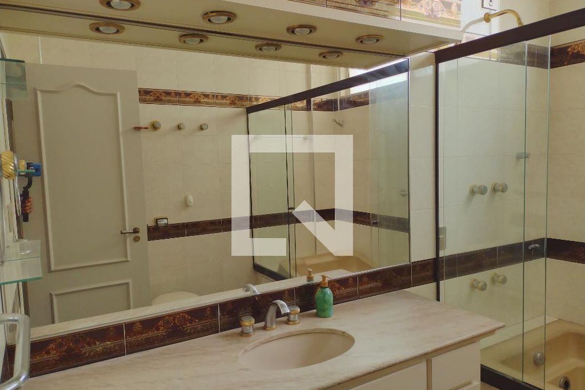 Apartamento, 3 quartos, 243 m² - Foto 54
