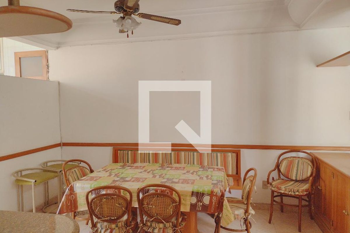 Apartamento, 3 quartos, 243 m² - Foto 99