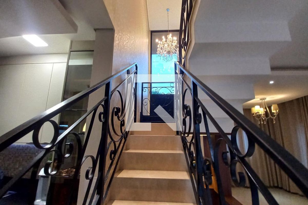 Casa à Venda - Swiss Park, 3 Quartos,  420 m2 em , Campinas - sp | SoloBR