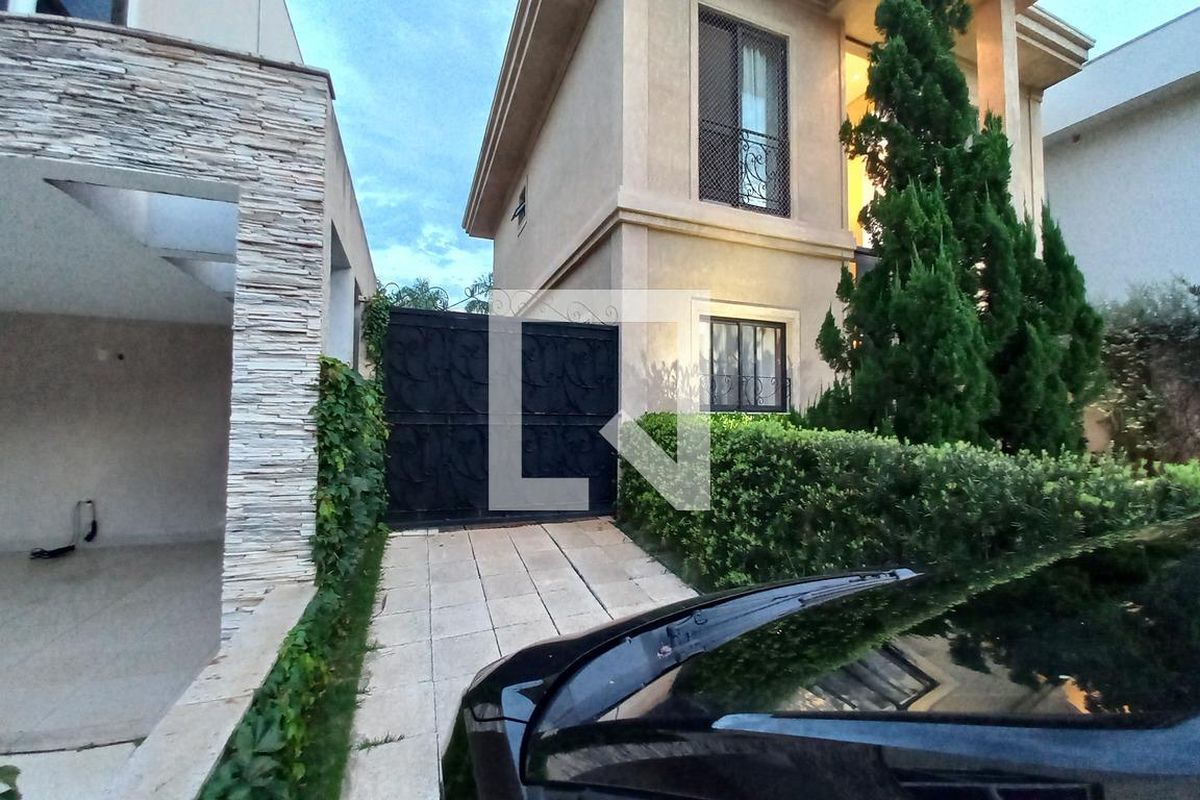 Casa à Venda - Swiss Park, 3 Quartos,  420 m2 em , Campinas - sp | SoloBR