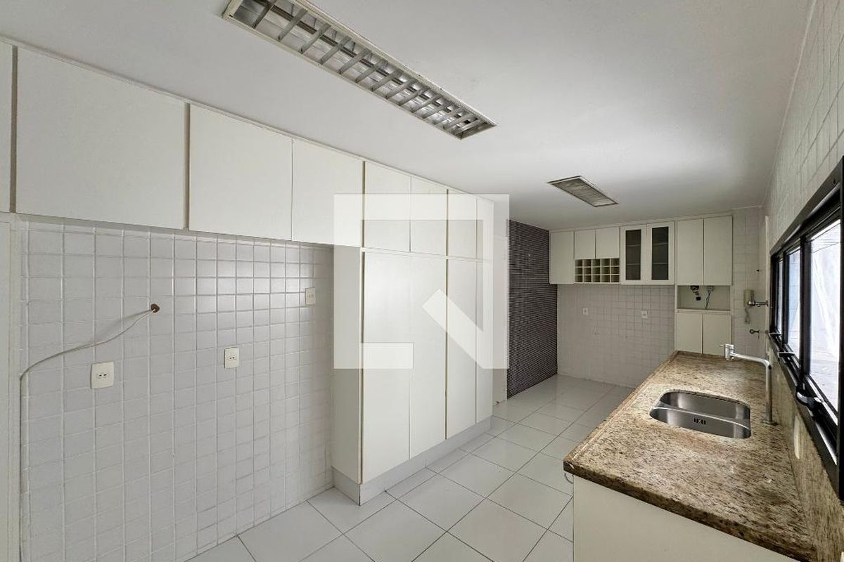 Cobertura, 3 quartos, 208 m² - Foto 82