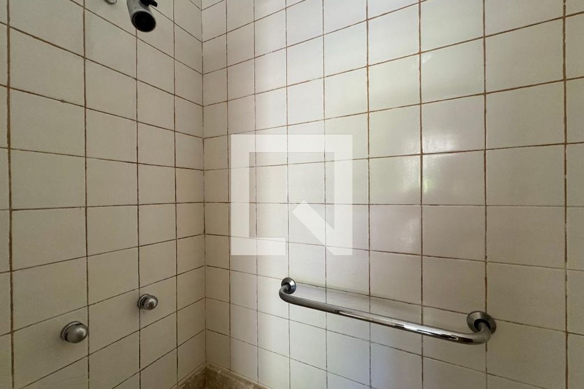Cobertura, 3 quartos, 208 m² - Foto 42