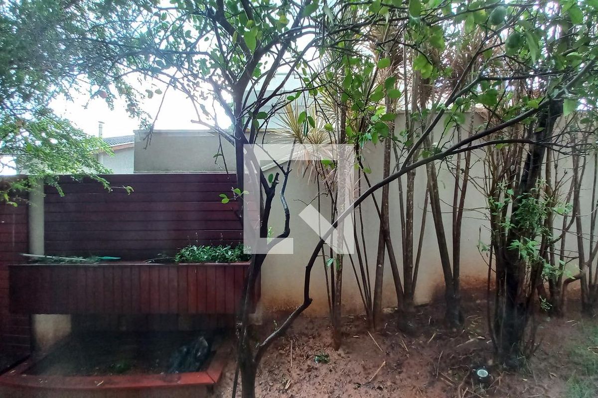 Casa à Venda - Swiss Park, 4 Quartos,  420 m2 em , Campinas - sp | SoloBR
