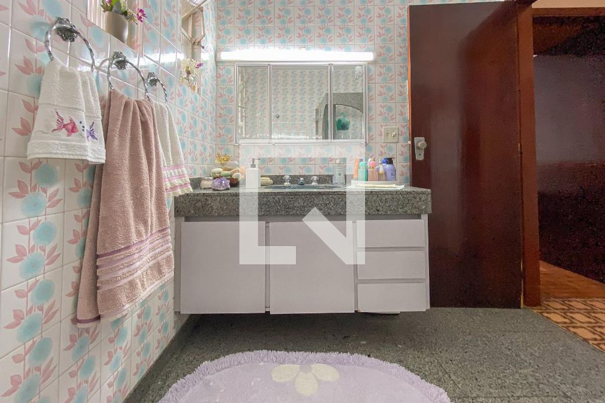 Casa, 4 quartos, 225 m² - Foto 86