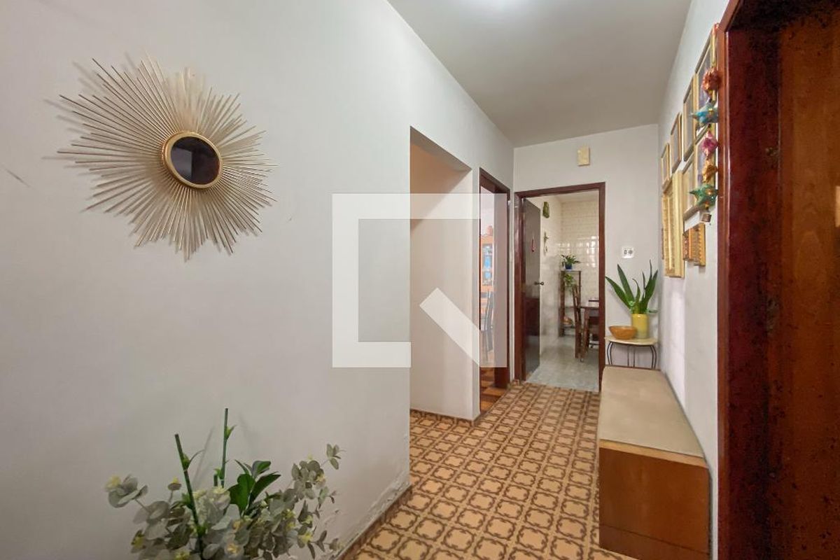 Casa, 4 quartos, 225 m² - Foto 4