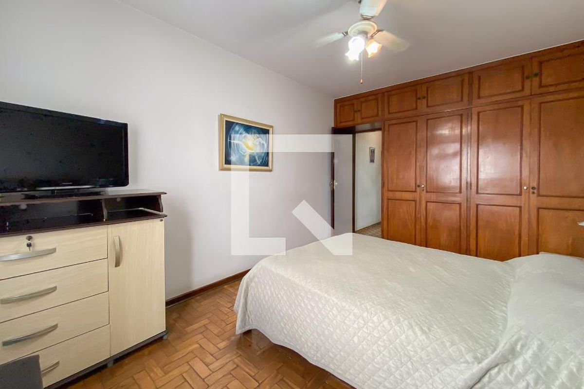 Casa, 4 quartos, 225 m² - Foto 58