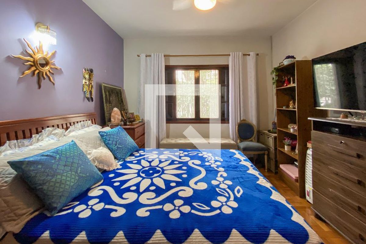 Casa, 4 quartos, 225 m² - Foto 38