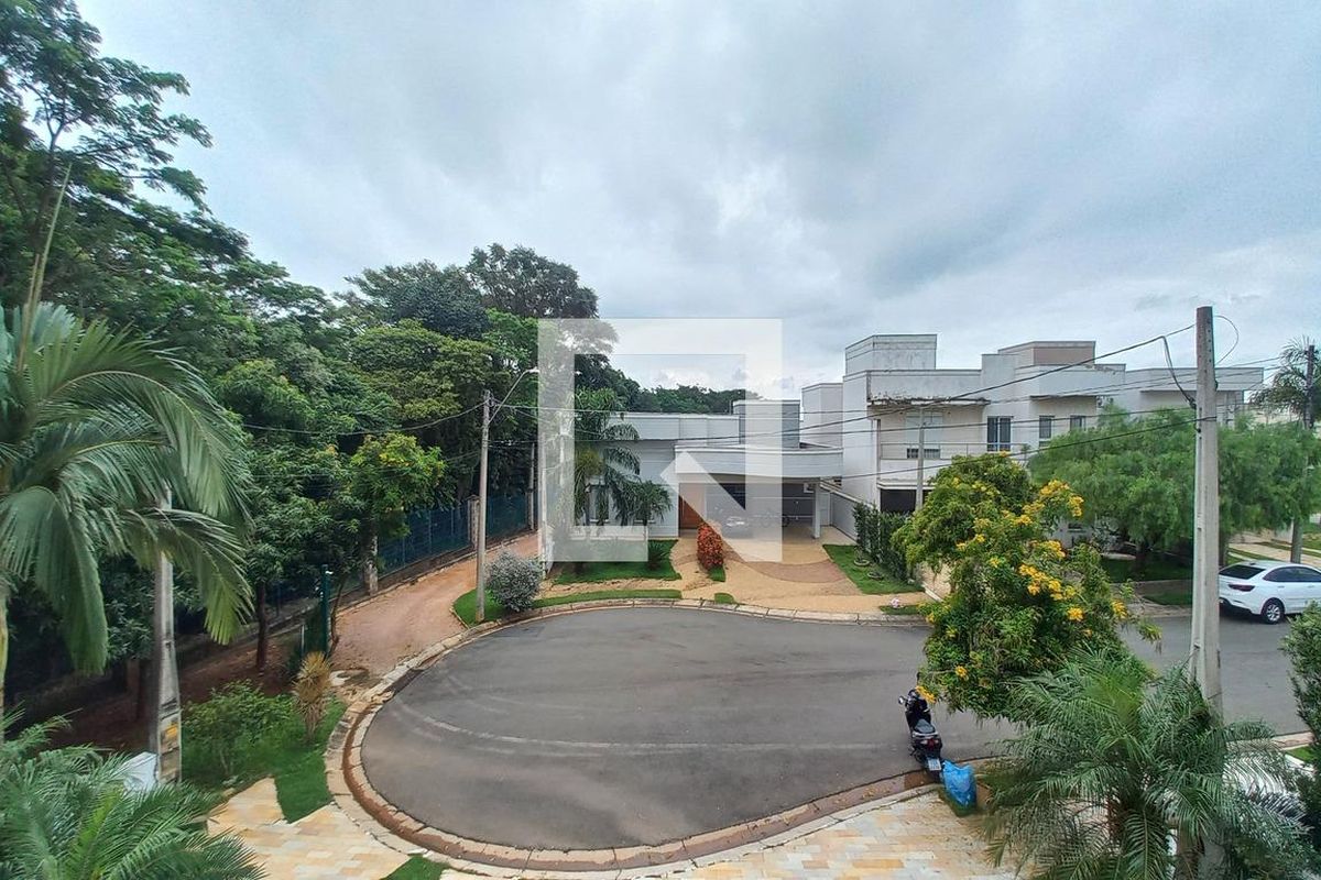 Casa à Venda - Swiss Park, 4 Quartos,  375 m2 em , Campinas - sp | SoloBR