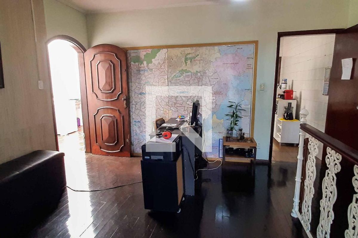 Casa, 3 quartos, 154 m² - Foto 2