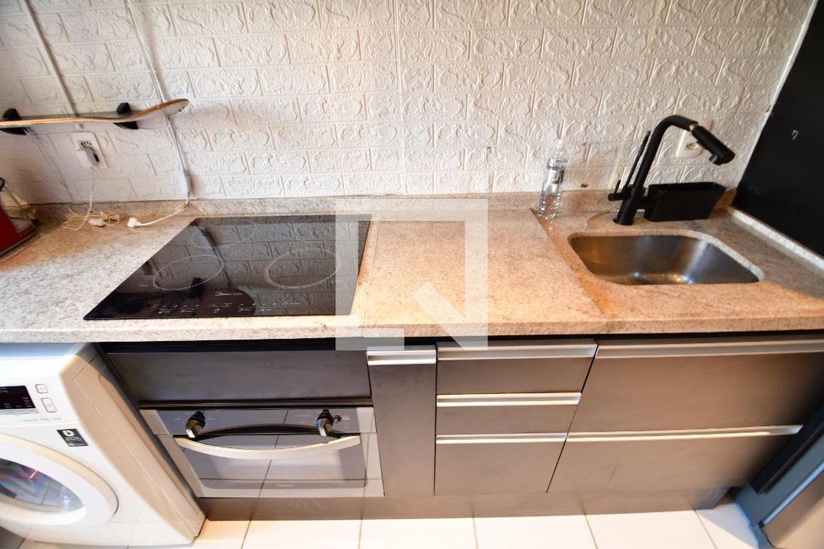 Apartamento à Venda - Bosque, 1 Quarto,  44 m2 em , Campinas - sp | SoloBR