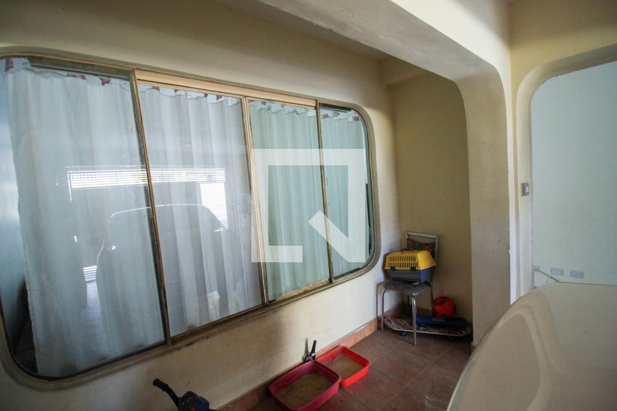 Casa, 3 quartos, 230 m² - Foto 98
