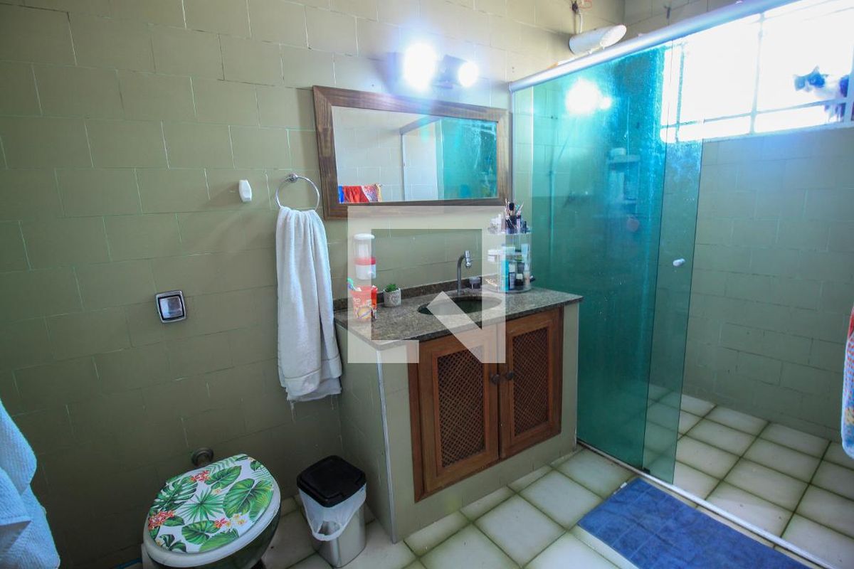 Casa, 3 quartos, 230 m² - Foto 30