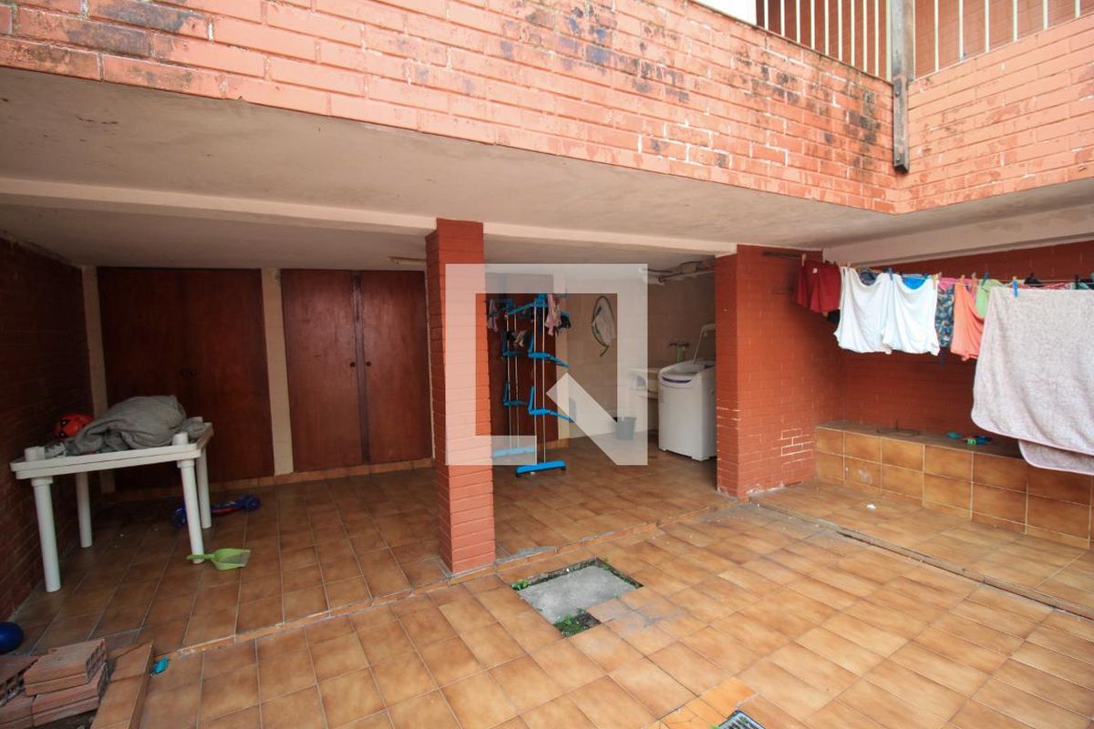 Casa, 3 quartos, 230 m² - Foto 92