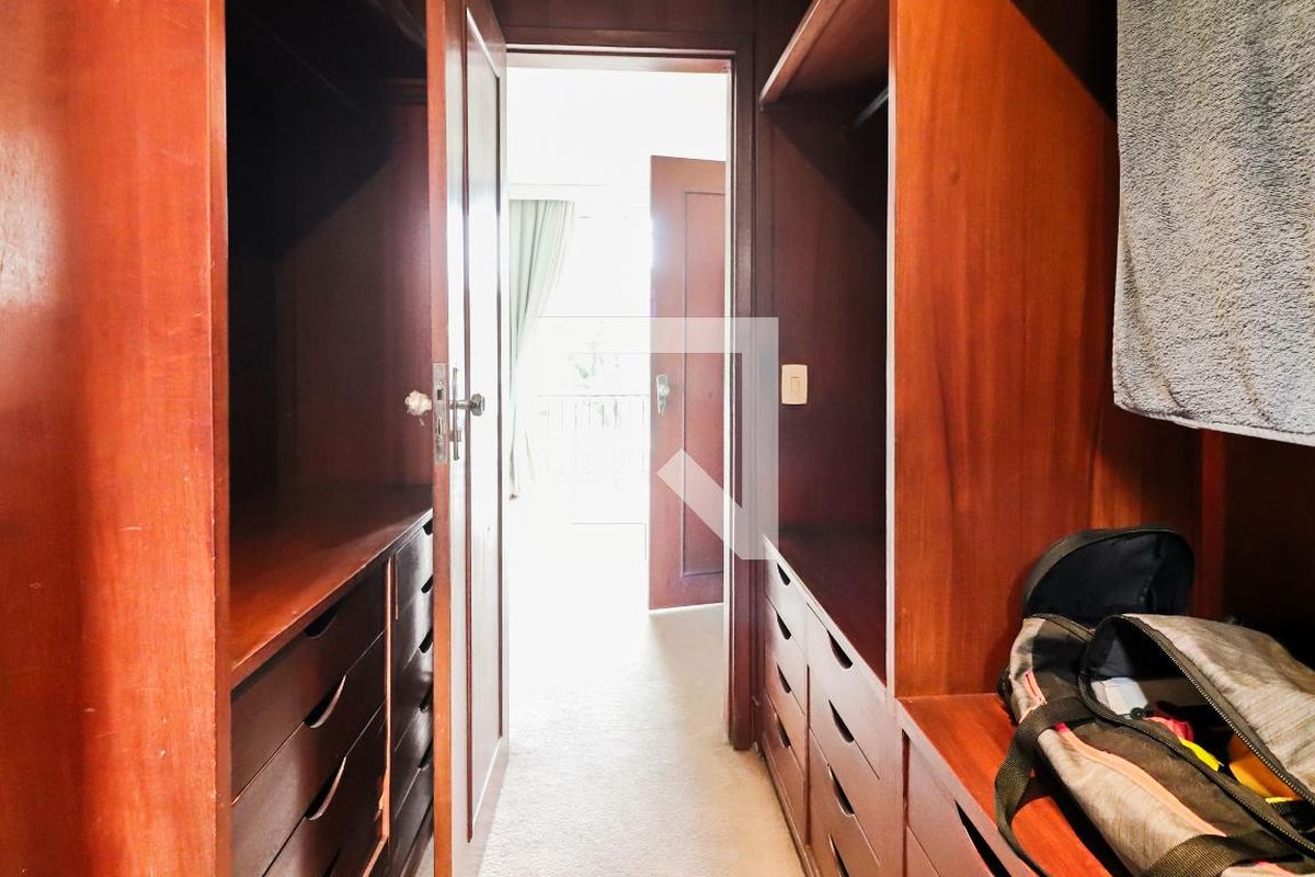 Casa, 5 quartos, 230 m² - Foto 78