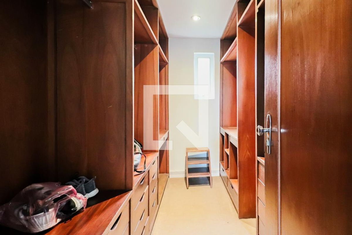 Casa, 5 quartos, 230 m² - Foto 76
