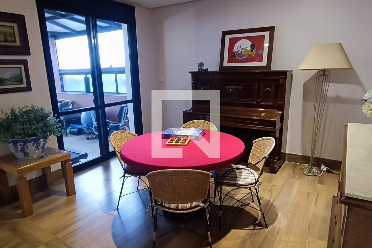 Apartamento, 4 quartos, 330 m² - Foto 20