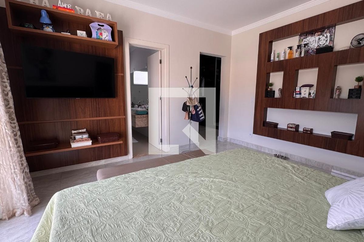 Casa à Venda - Swiss Park, 5 Quartos,  358 m2 em , Campinas - sp | SoloBR