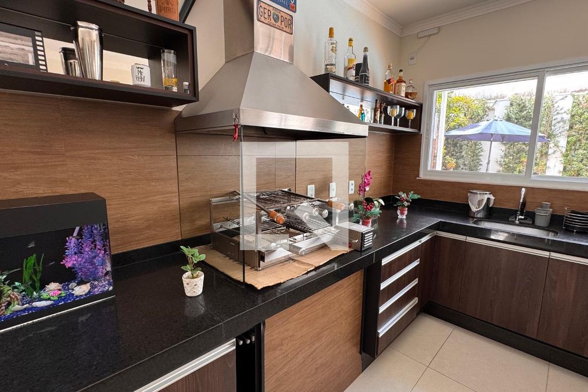 Casa à Venda - Swiss Park, 5 Quartos,  358 m2 em , Campinas - sp | SoloBR
