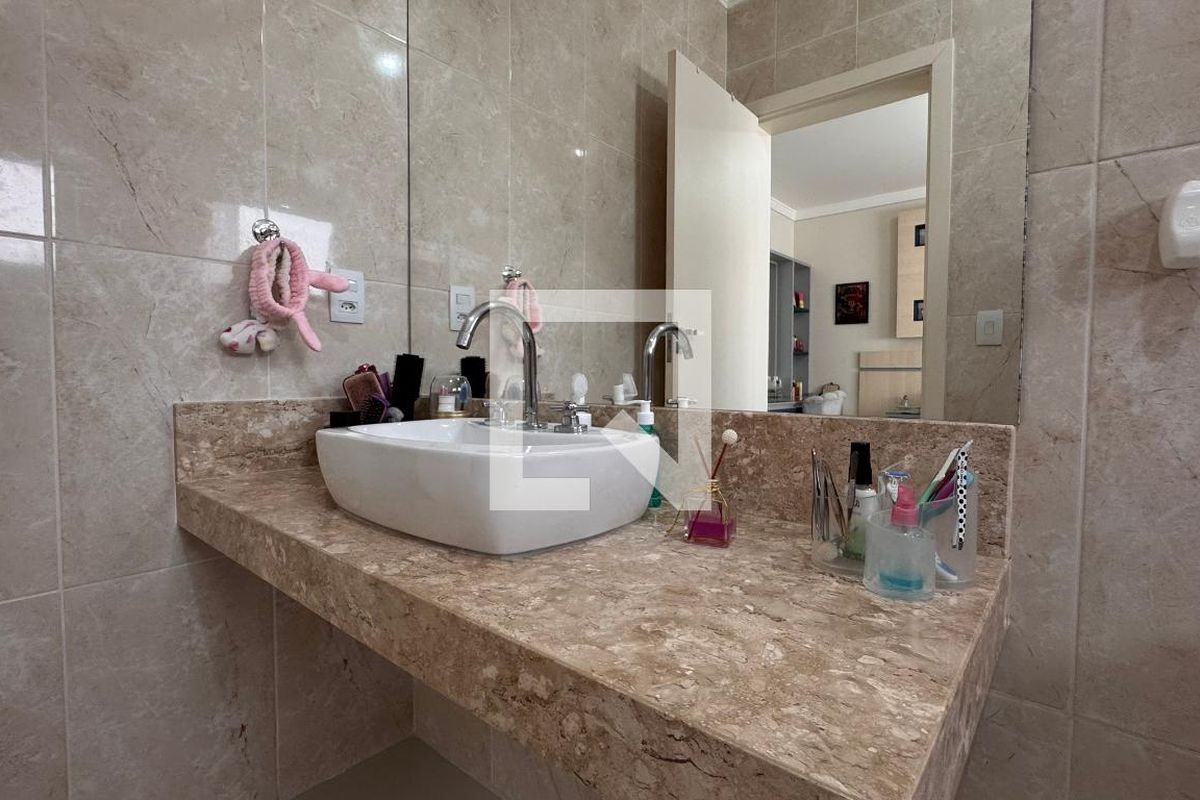 Casa à Venda - Swiss Park, 5 Quartos,  358 m2 em , Campinas - sp | SoloBR