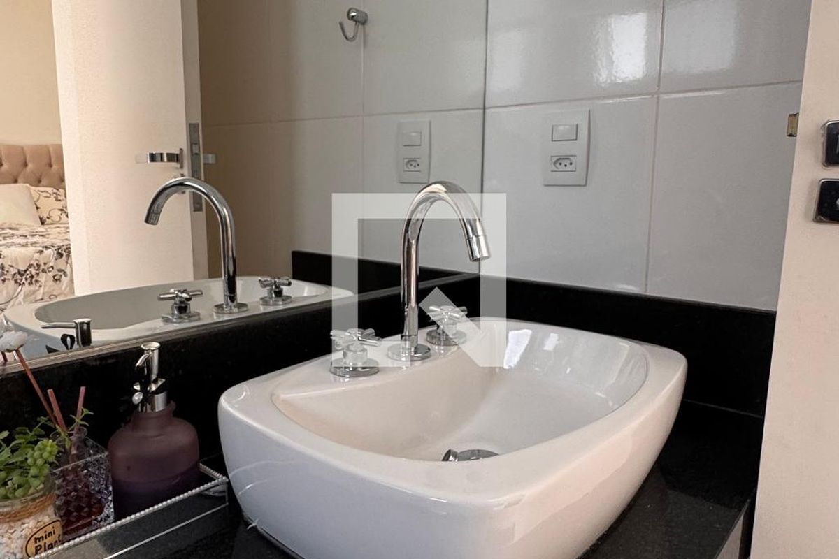 Casa à Venda - Swiss Park, 5 Quartos,  358 m2 em , Campinas - sp | SoloBR