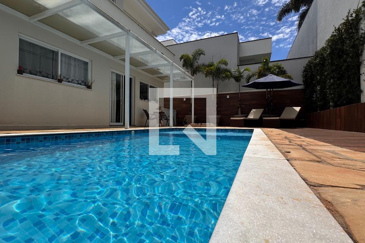 Casa à Venda - Swiss Park, 5 Quartos,  358 m2 em , Campinas - sp | SoloBR