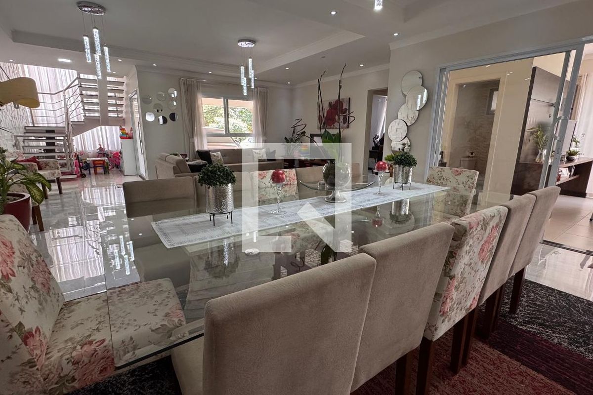 Casa à Venda - Swiss Park, 5 Quartos,  358 m2 em , Campinas - sp | SoloBR