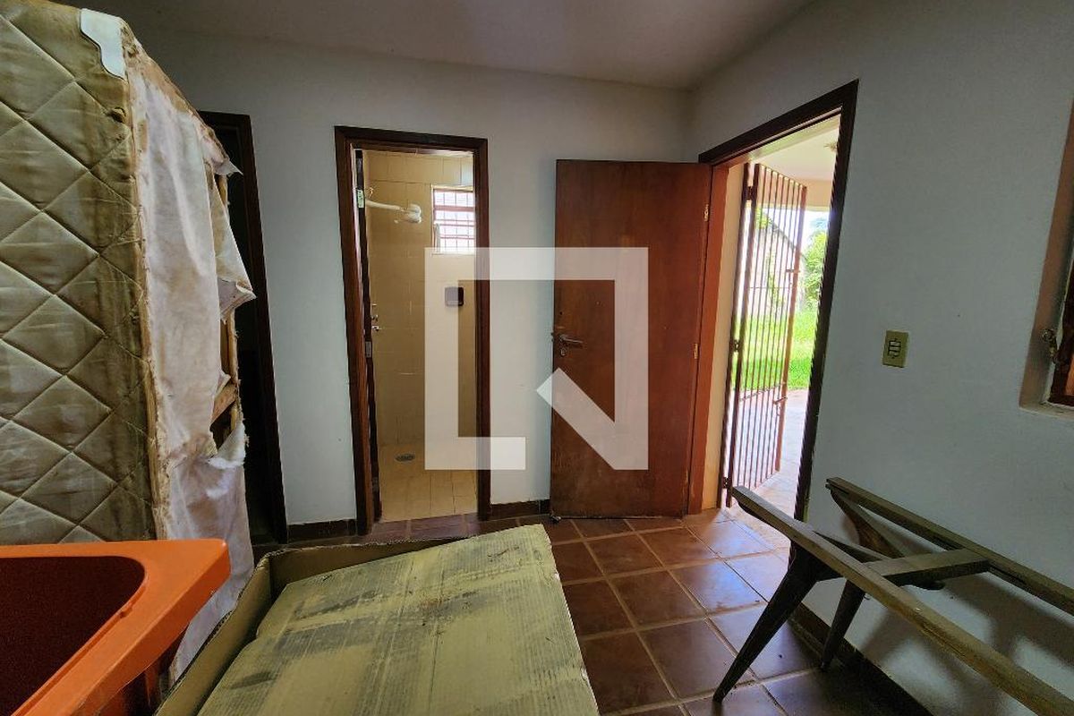 Casa à Venda - Barão Geraldo - Centro, 6 Quartos,  690 m2 em , Campinas - sp | SoloBR