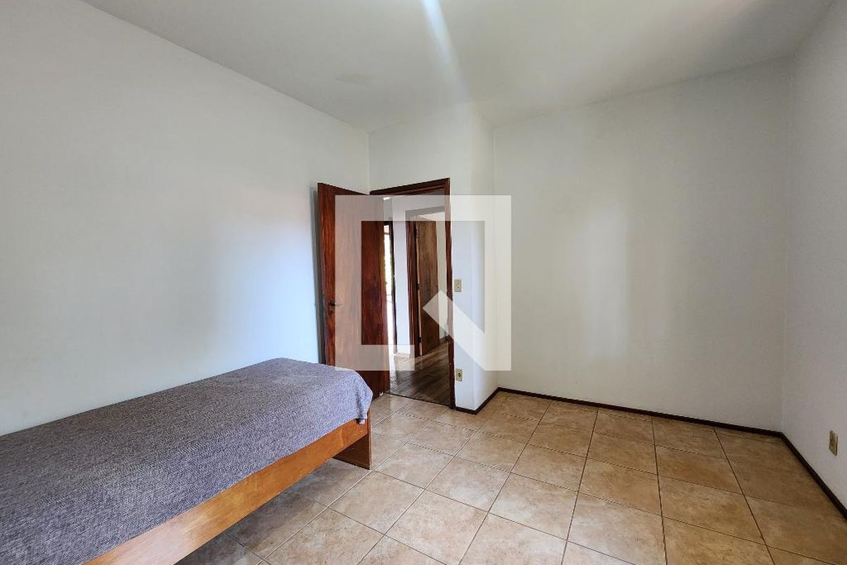 Casa à Venda - Barão Geraldo - Centro, 6 Quartos,  690 m2 em , Campinas - sp | SoloBR