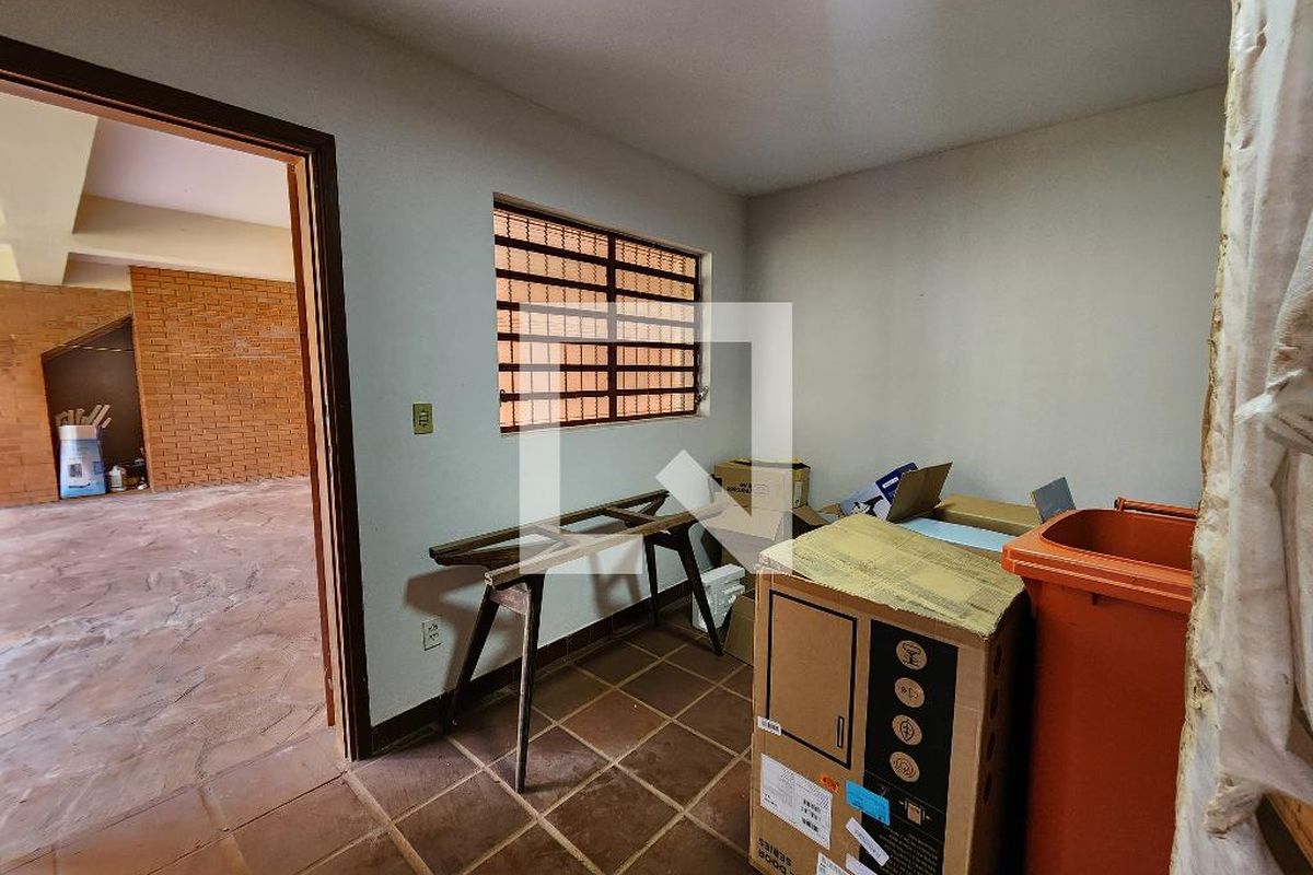 Casa à Venda - Barão Geraldo - Centro, 6 Quartos,  690 m2 em , Campinas - sp | SoloBR