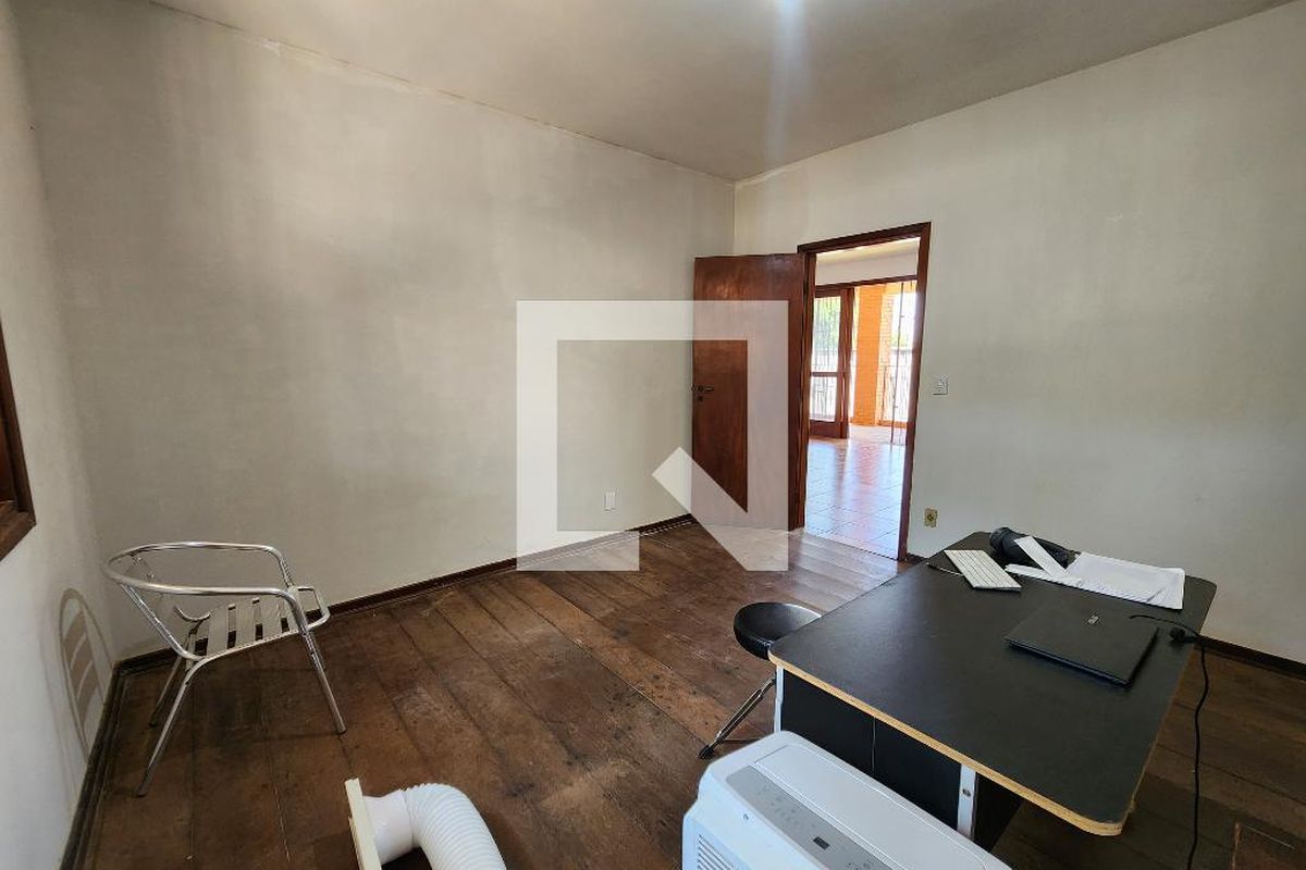 Casa à Venda - Barão Geraldo - Centro, 6 Quartos,  690 m2 em , Campinas - sp | SoloBR