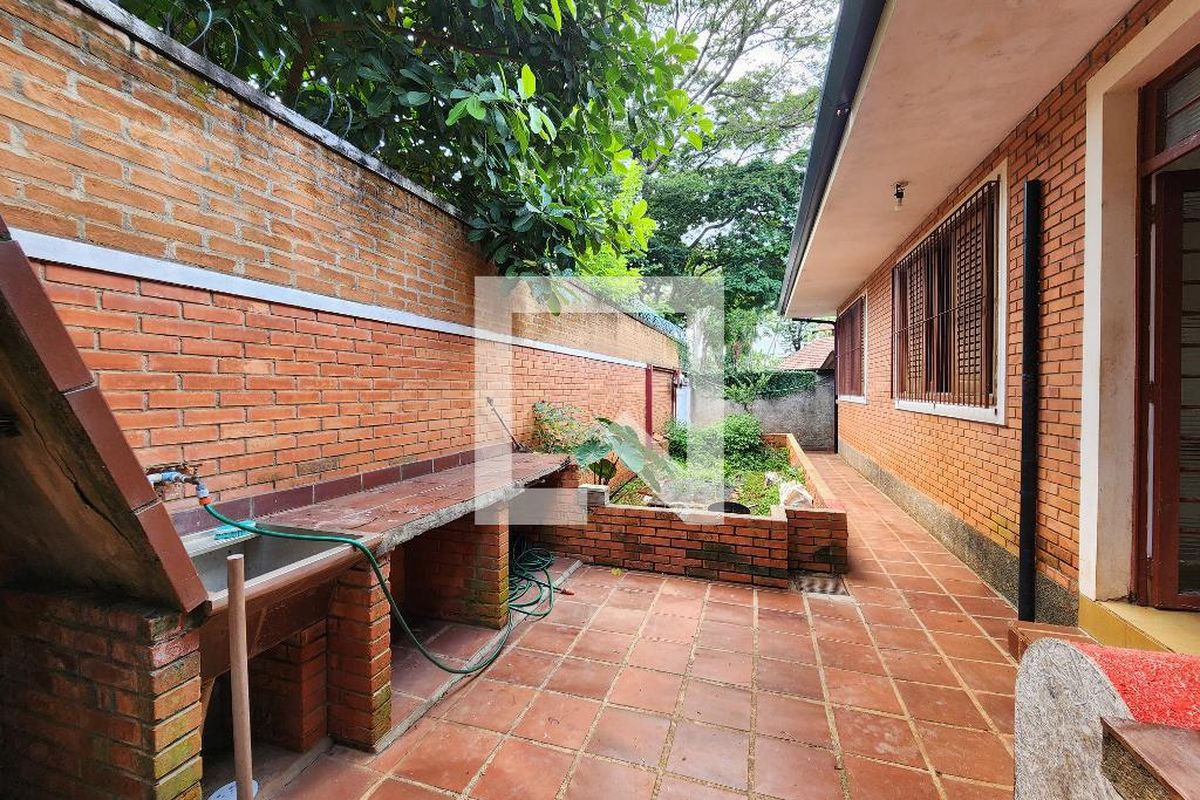 Casa à Venda - Barão Geraldo - Centro, 6 Quartos,  690 m2 em , Campinas - sp | SoloBR