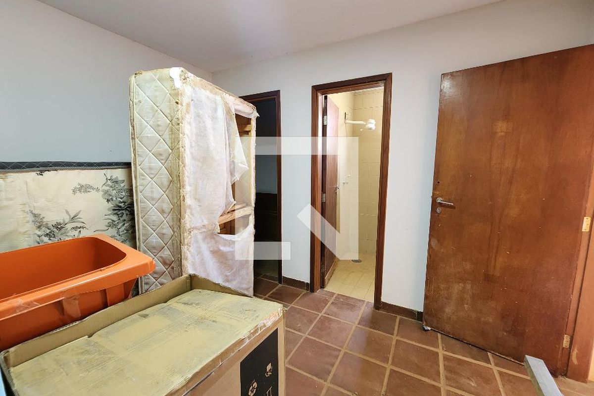 Casa à Venda - Barão Geraldo - Centro, 6 Quartos,  690 m2 em , Campinas - sp | SoloBR