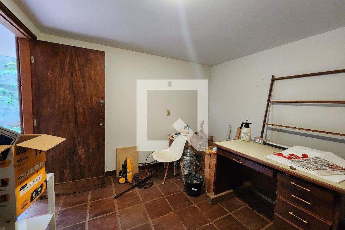 Casa à Venda - Barão Geraldo - Centro, 6 Quartos,  690 m2 em , Campinas - sp | SoloBR