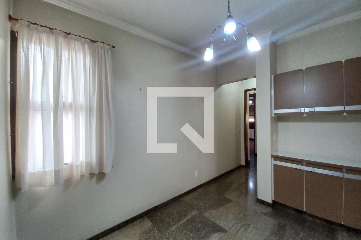 Apartamento à Venda - Cambuí, 5 Quartos,  210 m2 em , Campinas - sp | SoloBR