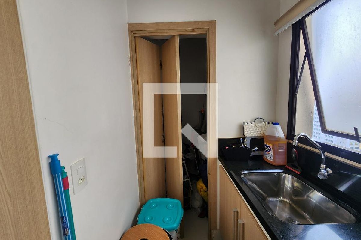 Apartamento à Venda - Bosque, 3 Quartos,  185 m2 em , Campinas - sp | SoloBR