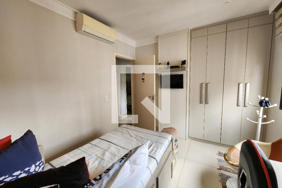 Apartamento à Venda - Bosque, 3 Quartos,  185 m2 em , Campinas - sp | SoloBR