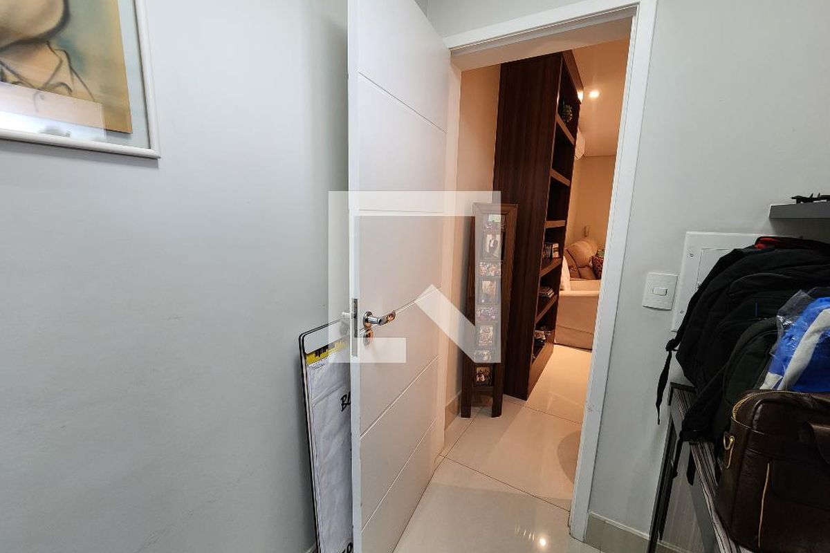 Apartamento à Venda - Bosque, 3 Quartos,  185 m2 em , Campinas - sp | SoloBR