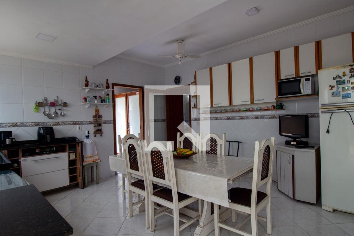 Casa, 3 quartos, 360 m² - Foto 84