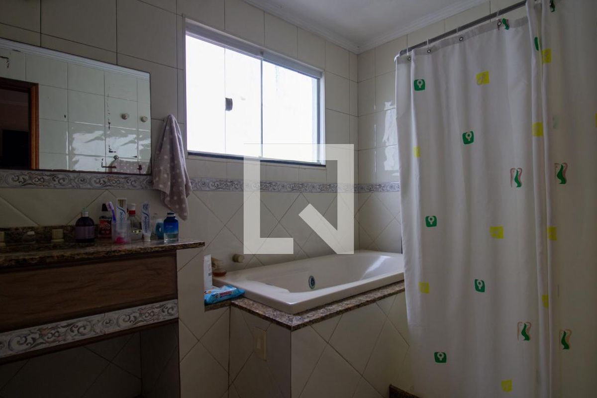 Casa, 3 quartos, 360 m² - Foto 48