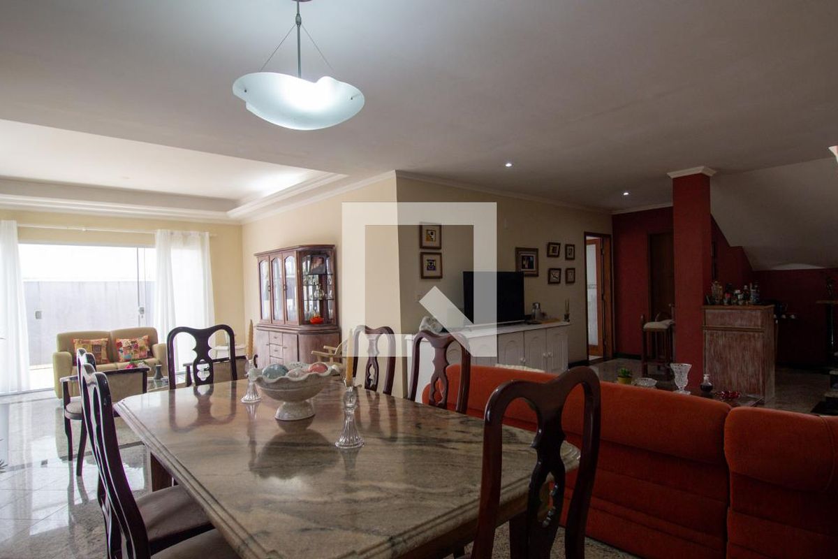 Casa, 3 quartos, 360 m² - Foto 4