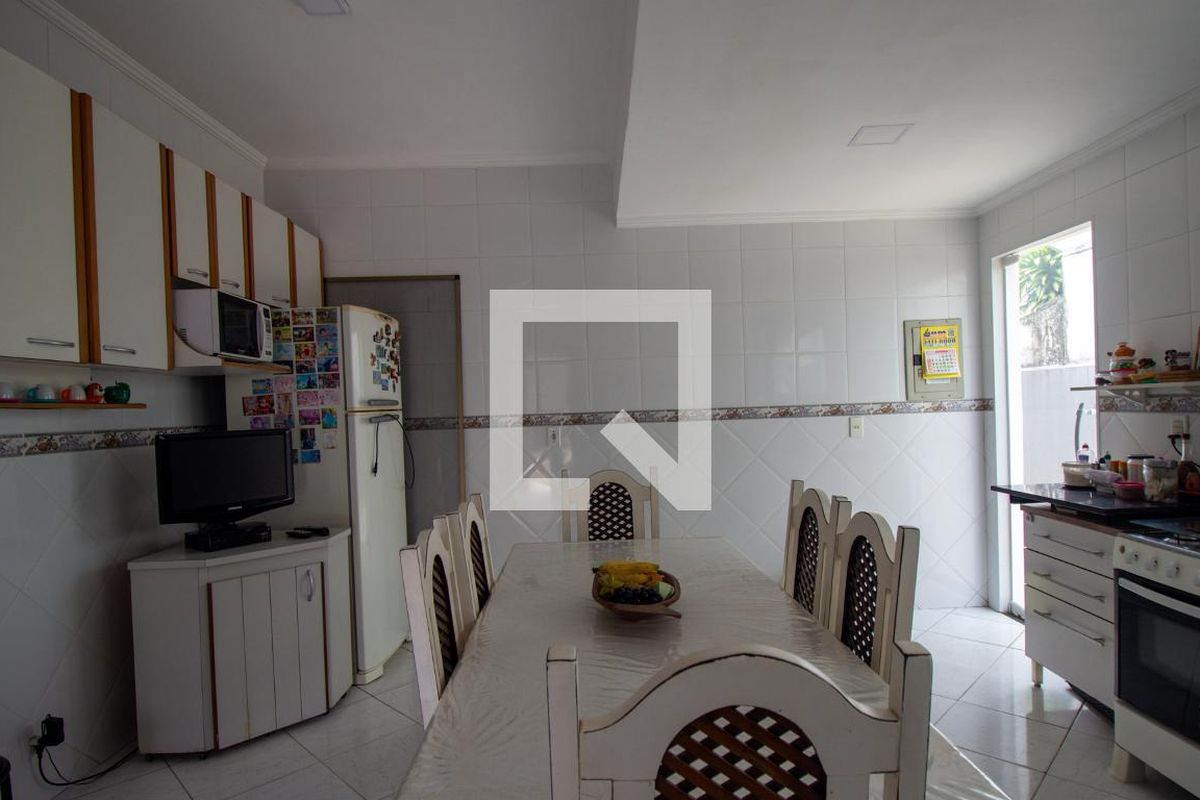Casa, 3 quartos, 360 m² - Foto 82