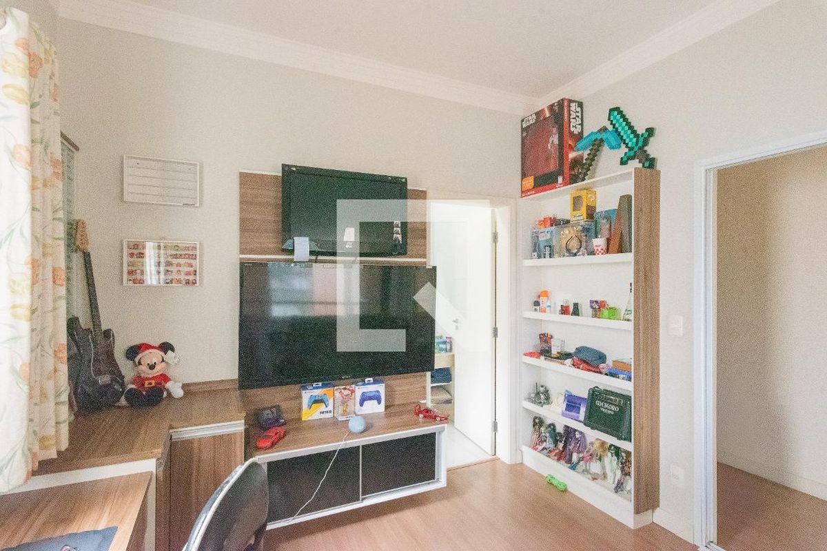 Casa à Venda - Swiss Park, 4 Quartos,  317 m2 em , Campinas - sp | SoloBR